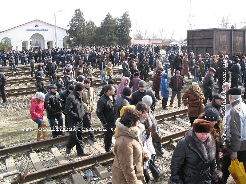 На Херсонщині протестувальники перекрили залізницю