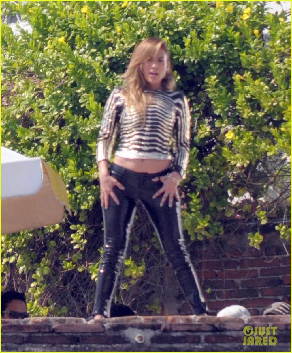 Лопес решила поработать в Мексике. Фото