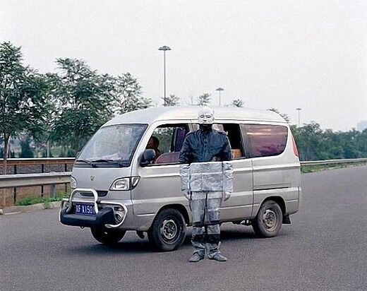 Опубликованы потрясающие фото человека-невидимки. Фото 