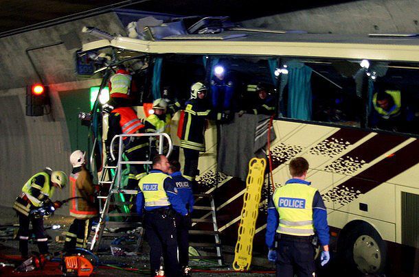 В Швейцарии разбился автобус со школьниками
