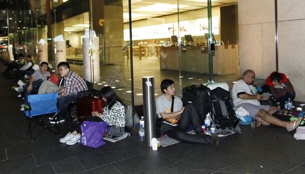 Первым в мире покупателем iPad 3 стал австралиец с украинской фамилией. Фото