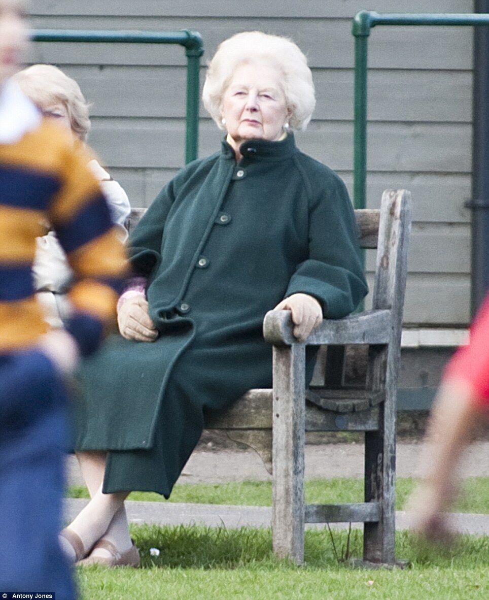 В прессе появились уникальные фото Маргарет Тэтчер