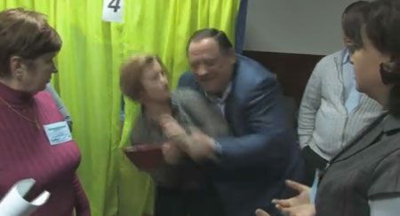 Депутат від ПР накинувся на Ірину Геращенко
