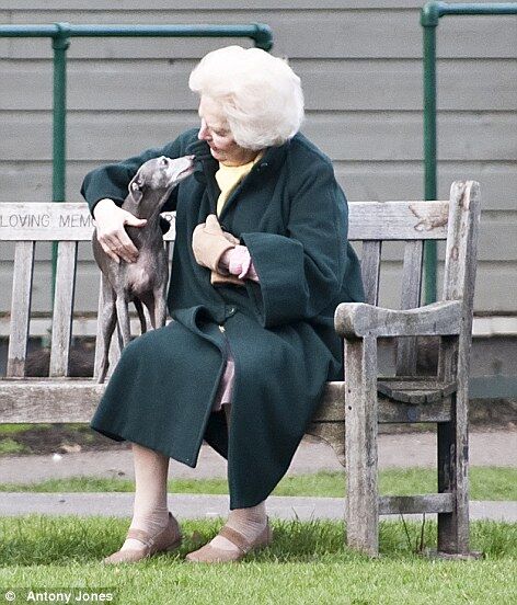 В прессе появились уникальные фото Маргарет Тэтчер