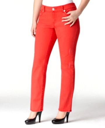 Яркие джинсы – самый модный хит весны-лета 2012. Фото