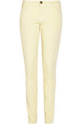 Яркие джинсы – самый модный хит весны-лета 2012. Фото