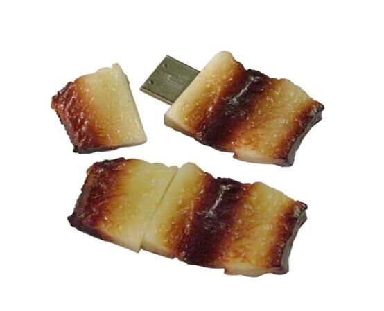 Составлен Топ-30 самых "вкусных" флэшек. Фото