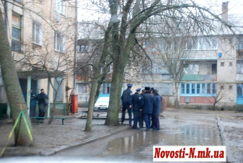 Тело Оксаны Макар доставили в родной поселок. Фото