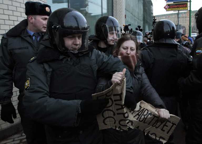 Разгон оппозиции в Москве: быстро, жестко и с матом