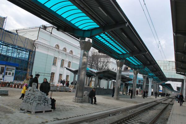 Донецьк за два місяці до Євро-2012. Фоторепортаж