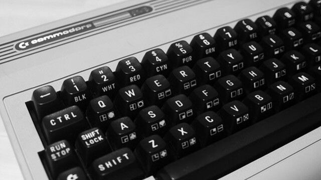 Скончался создатель легендарных компьютеров Commodore. Фото 