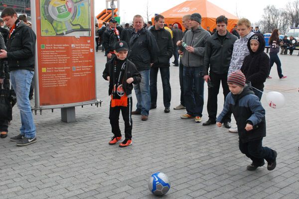 Донецьк за два місяці до Євро-2012. Фоторепортаж