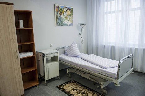 Здоровье не позволяет Тимошенко присутствовать в суде - немецкие врачи. Фото