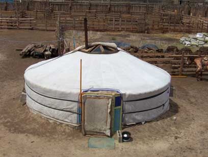 Бюджетні еко-подорожі: 10 екологічних і економічних хостелів