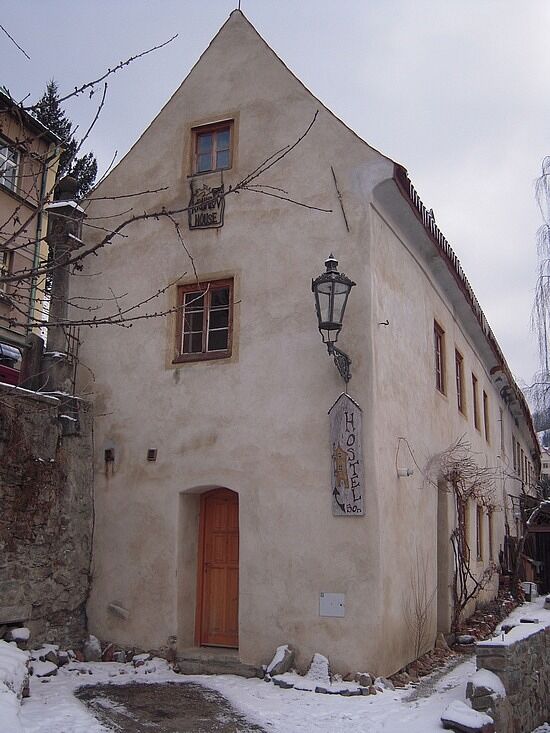 Бюджетні еко-подорожі: 10 екологічних і економічних хостелів