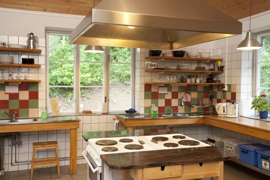 Бюджетні еко-подорожі: 10 екологічних і економічних хостелів