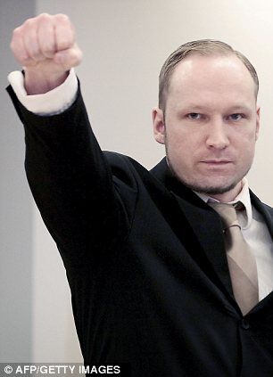 Судью Брейвика отстранили от процесса за призыв к смертной казни