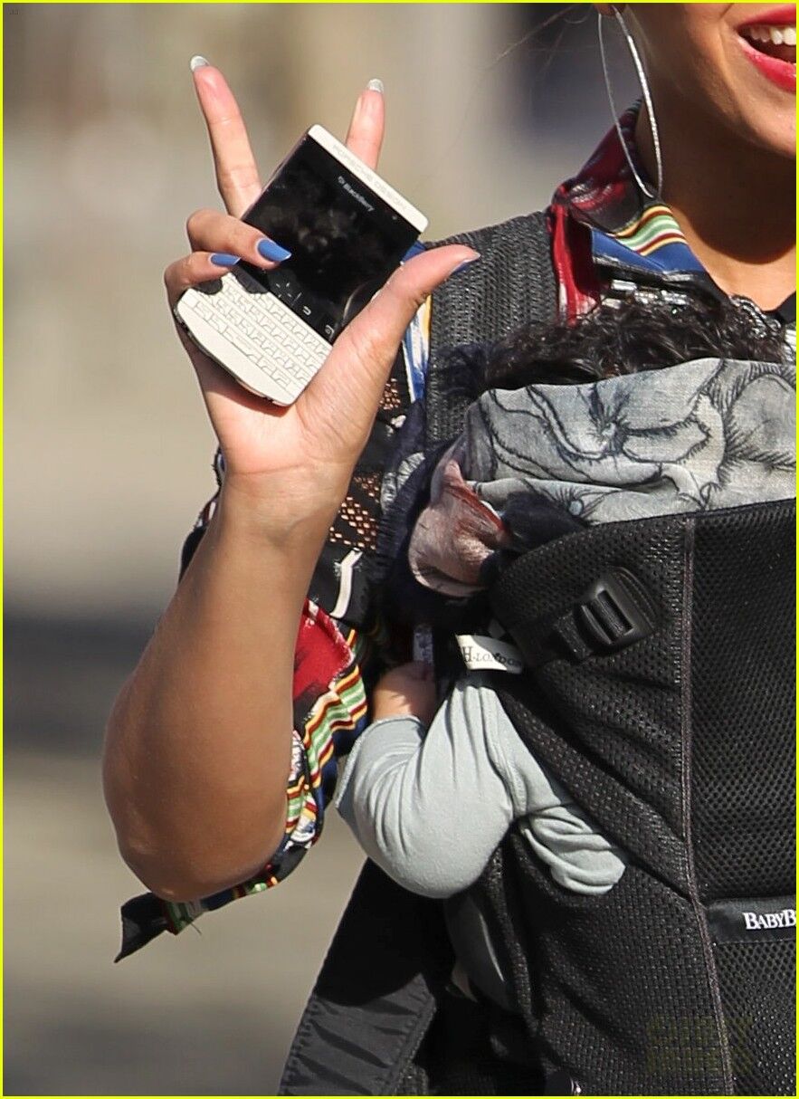 Бейонсе топает в Central Park. Фото