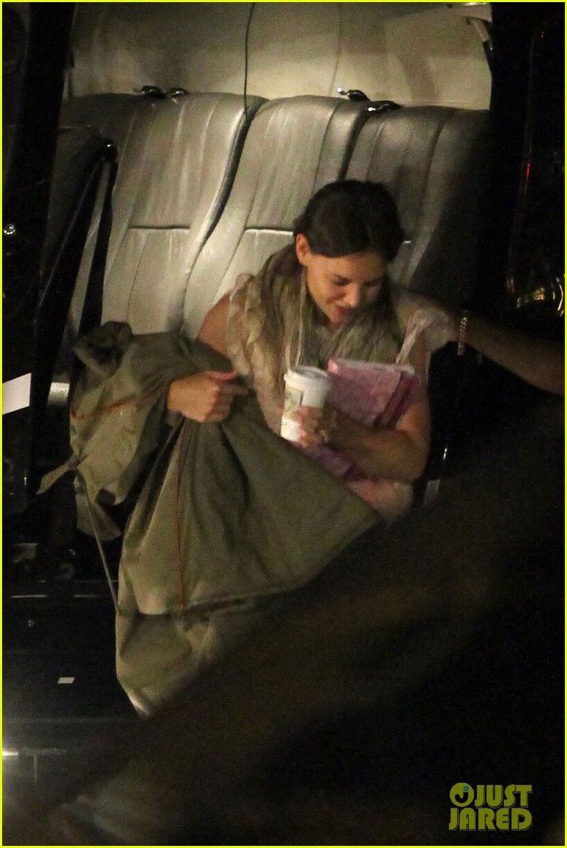 Кэти Холмс привезла Сури в Нью-Йорк. Фото