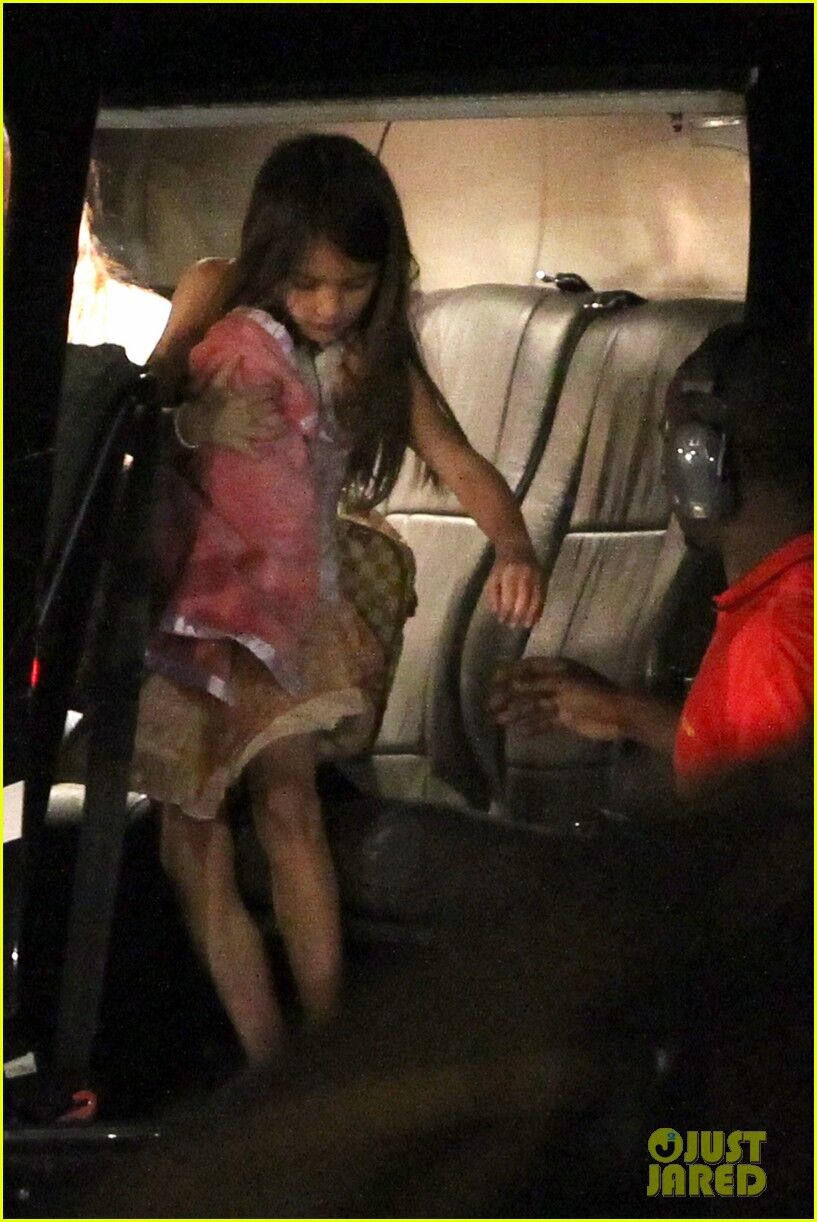 Кэти Холмс привезла Сури в Нью-Йорк. Фото