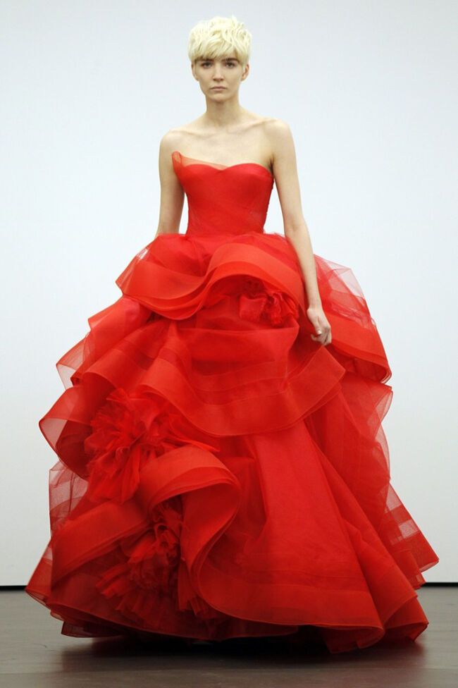 Красные свадебные платья Vera Wang. Фото
