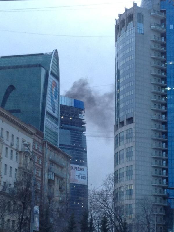 Пожежа в одній з будівель "Москва-сіті". Фото. Відео