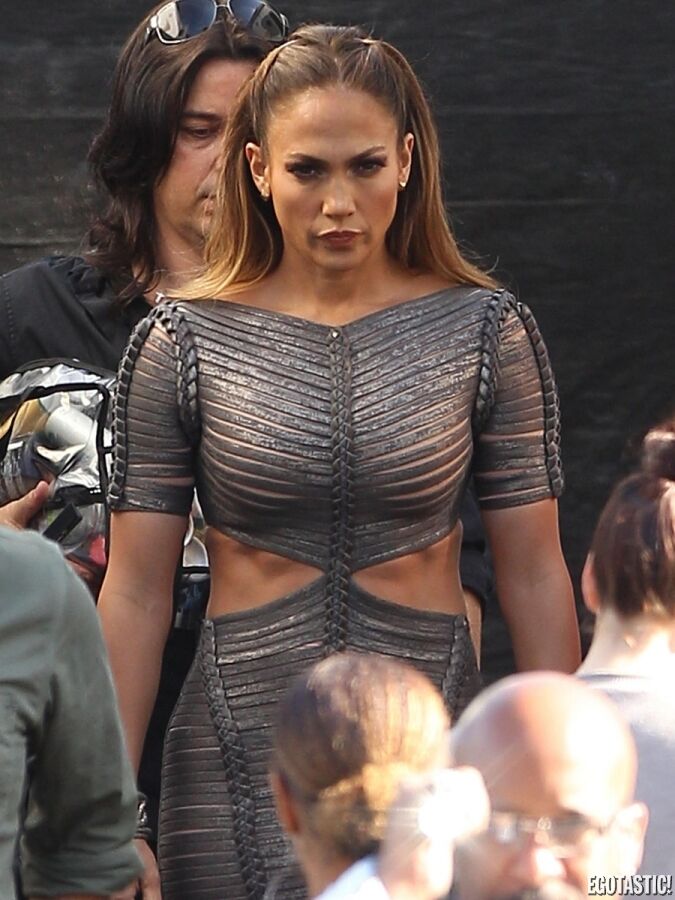 Ого, как разнесло Джей Ло