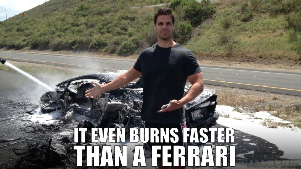 Американец, разбивший Lamborghini, стал звездой Интернета. Фото, видео 