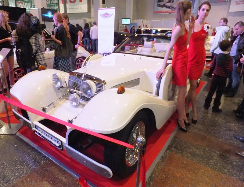 "Киношные" авто с киевской выставки "Ретро и Экзотика Мотор Шоу". Фото