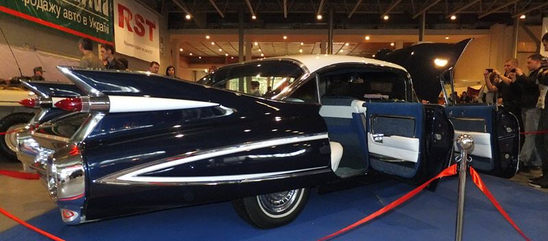 "Киношные" авто с киевской выставки "Ретро и Экзотика Мотор Шоу". Фото