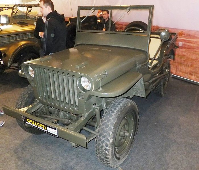 "Киношные" авто с киевской выставки "Ретро и Экзотика Мотор Шоу". Фото
