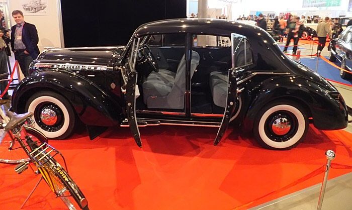 "Киношные" авто с киевской выставки "Ретро и Экзотика Мотор Шоу". Фото