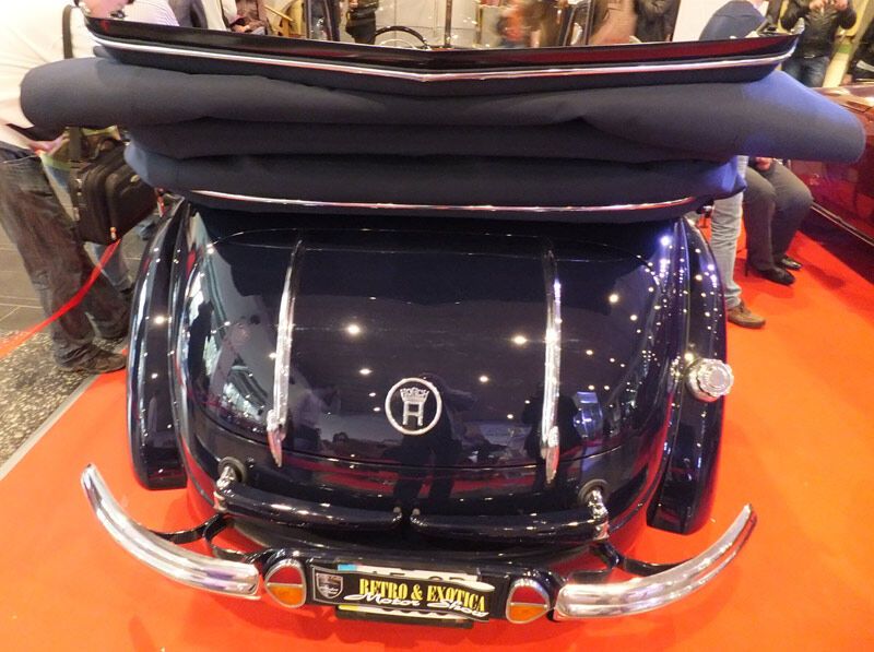 "Киношные" авто с киевской выставки "Ретро и Экзотика Мотор Шоу". Фото
