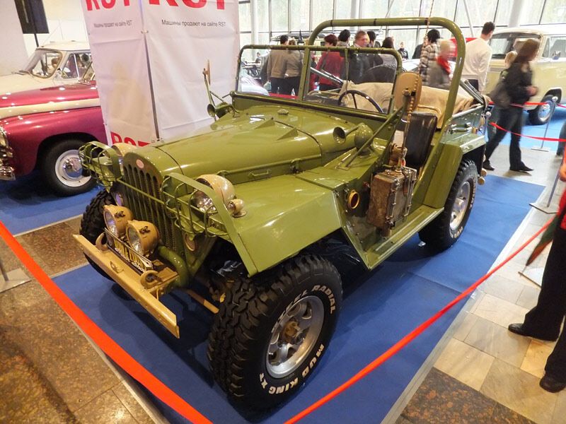 "Киношные" авто с киевской выставки "Ретро и Экзотика Мотор Шоу". Фото