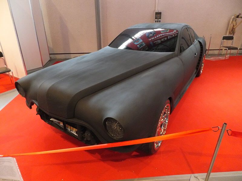 "Киношные" авто с киевской выставки "Ретро и Экзотика Мотор Шоу". Фото