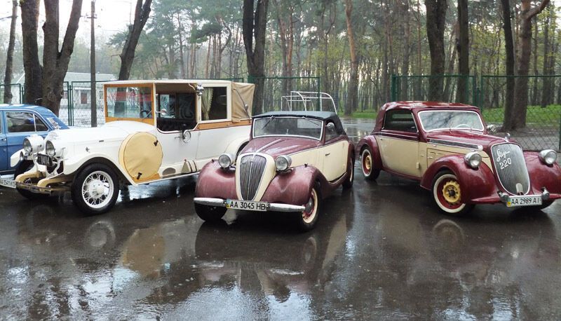 "Киношные" авто с киевской выставки "Ретро и Экзотика Мотор Шоу". Фото