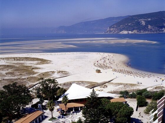 Лучшие пляжи Португалии