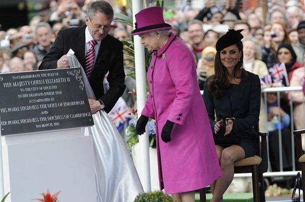 Кейт и Уильям отмечают годовщину свадьбы. Фото. Видео