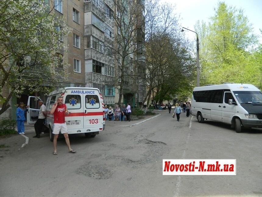 У Миколаєві через загрозу вибуху евакуювали багатоповерхівку. Фото