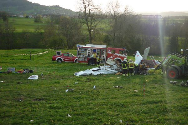 В Швейцарии разбился туристический самолет. Фото