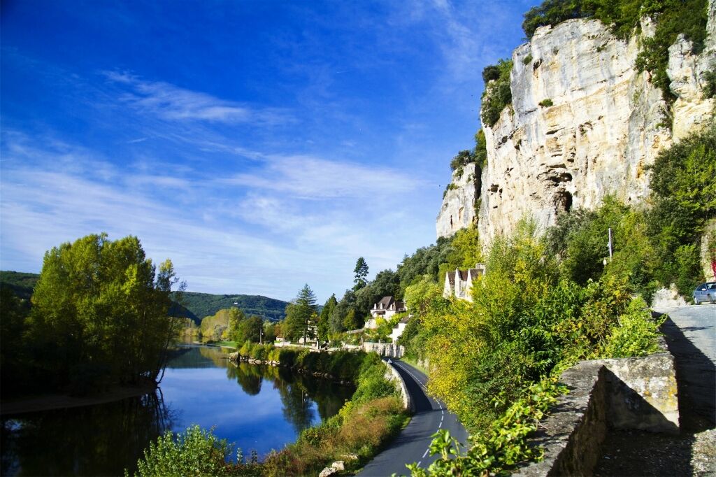 Французская провинция. Деревня La Roque Gageac