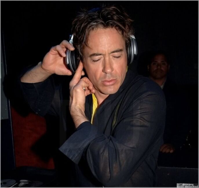 Роберту Дауни исполнилось 47. Фото