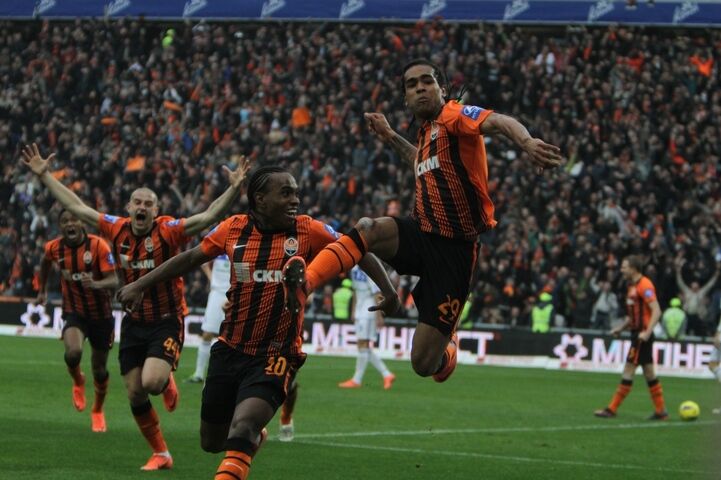 "Шахтер" - "Динамо": гладиаторы современности. Фото