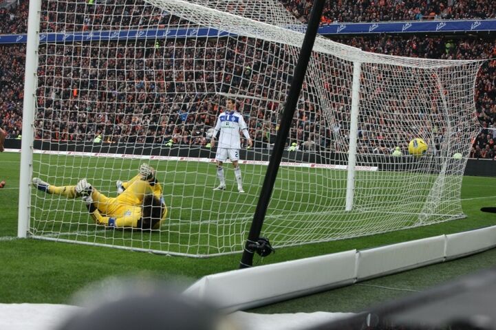 "Шахтер" - "Динамо": гладиаторы современности. Фото