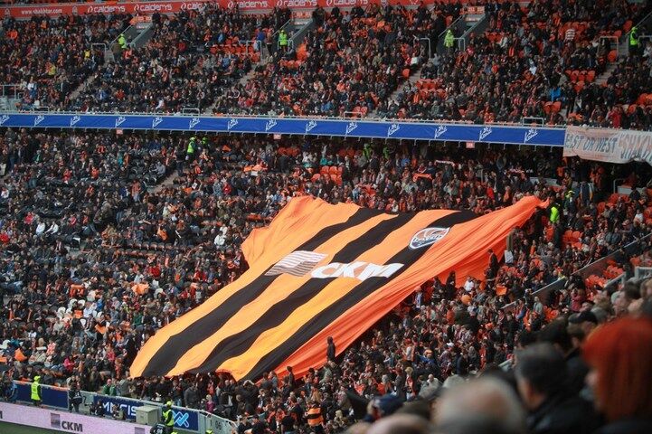 "Шахтер" - "Динамо": гладиаторы современности. Фото