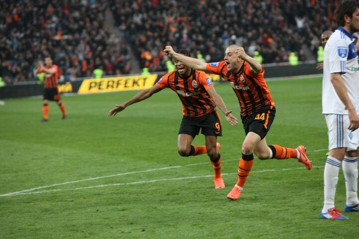 "Шахтер" - "Динамо": гладиаторы современности. Фото