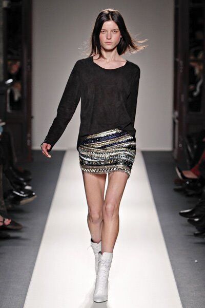 5 причин носить короткую юбку. Фото