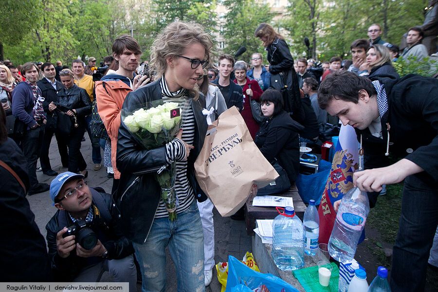 В Москве пятый день продолжаются "народные гуляния". Фото. Видео