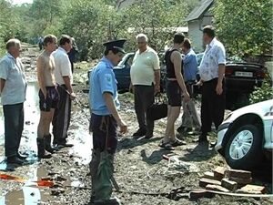 Потоп на Сумщині змив 10 авто і зніс кілька будинків