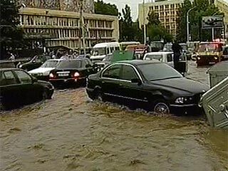 Наводнение в Тбилиси: 5 погибших. Фото. Видео